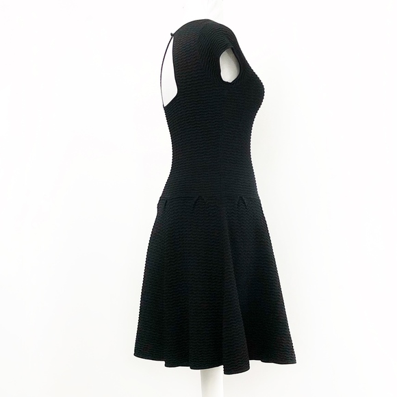 ✨sold✨ marciano • wave texture knit back keyhole knit fit flare sweater dress - Picture 4 of 8